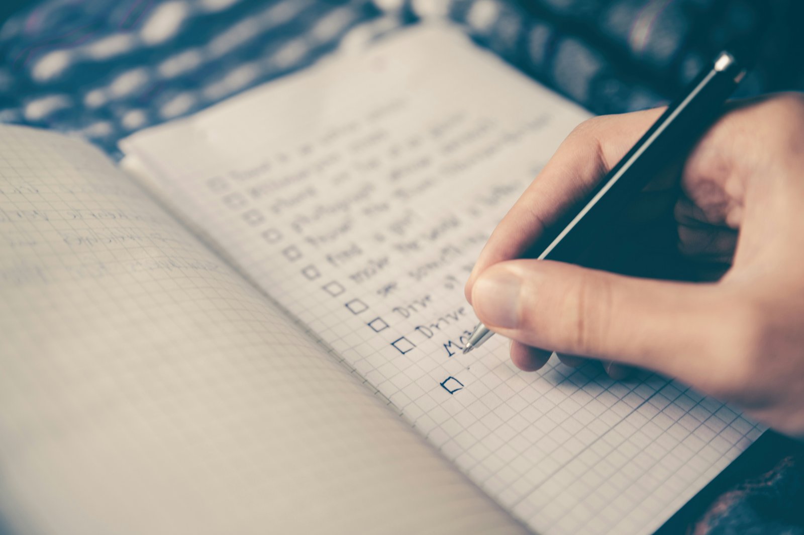 Business backup plan for AI regulation, AI export controls and sudden model shutdowns