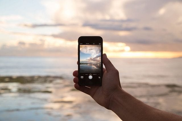 why your website needs accelerated mobile pages 2019