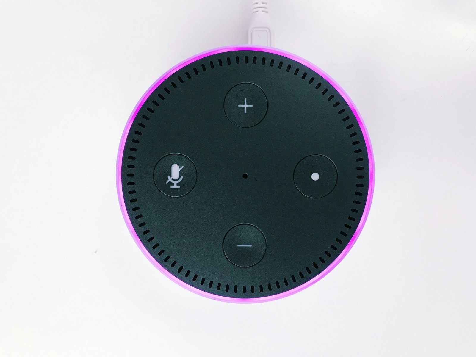 Amazon Alexa uses IUI and NLP Amazon Alexa uses IUI and NLP
